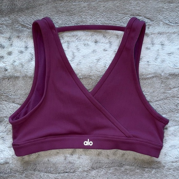 Alo Yoga Togetherness Sports Bra Size L - Picture 4 of 11